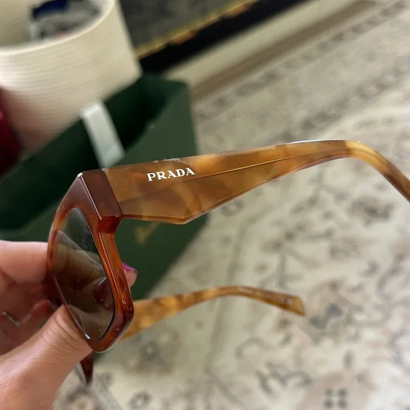Prada amber Tortoiseshell Sunglasses, current - Picture 2 of 8